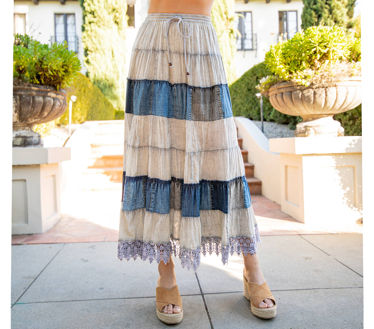 Women Long Tiered Western Skirt, Lined With Two Pockets