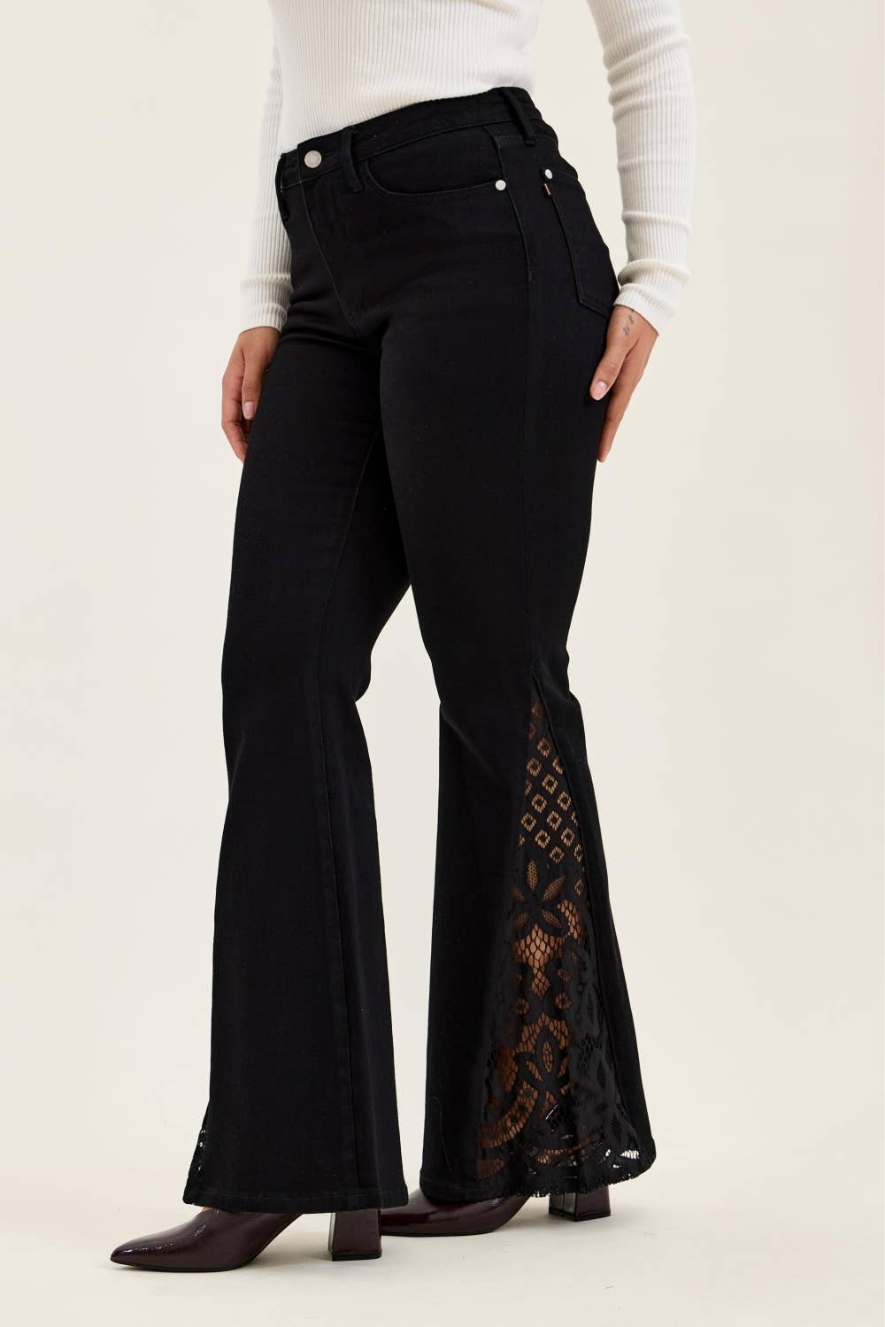 MR JAQUELINE w/ Lace Hem Detail BK Shadow Luxe
