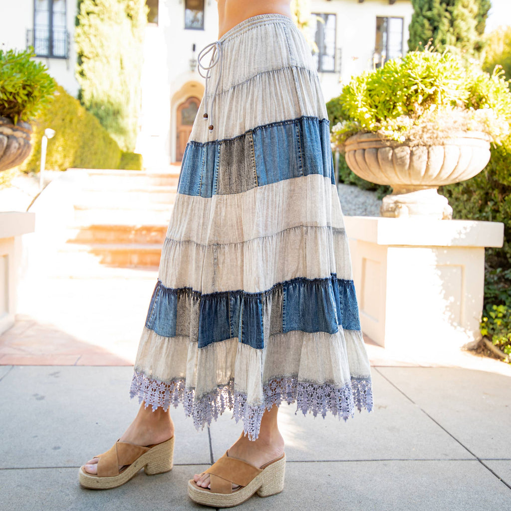 Women Long Tiered Western Skirt, Lined With Two Pockets