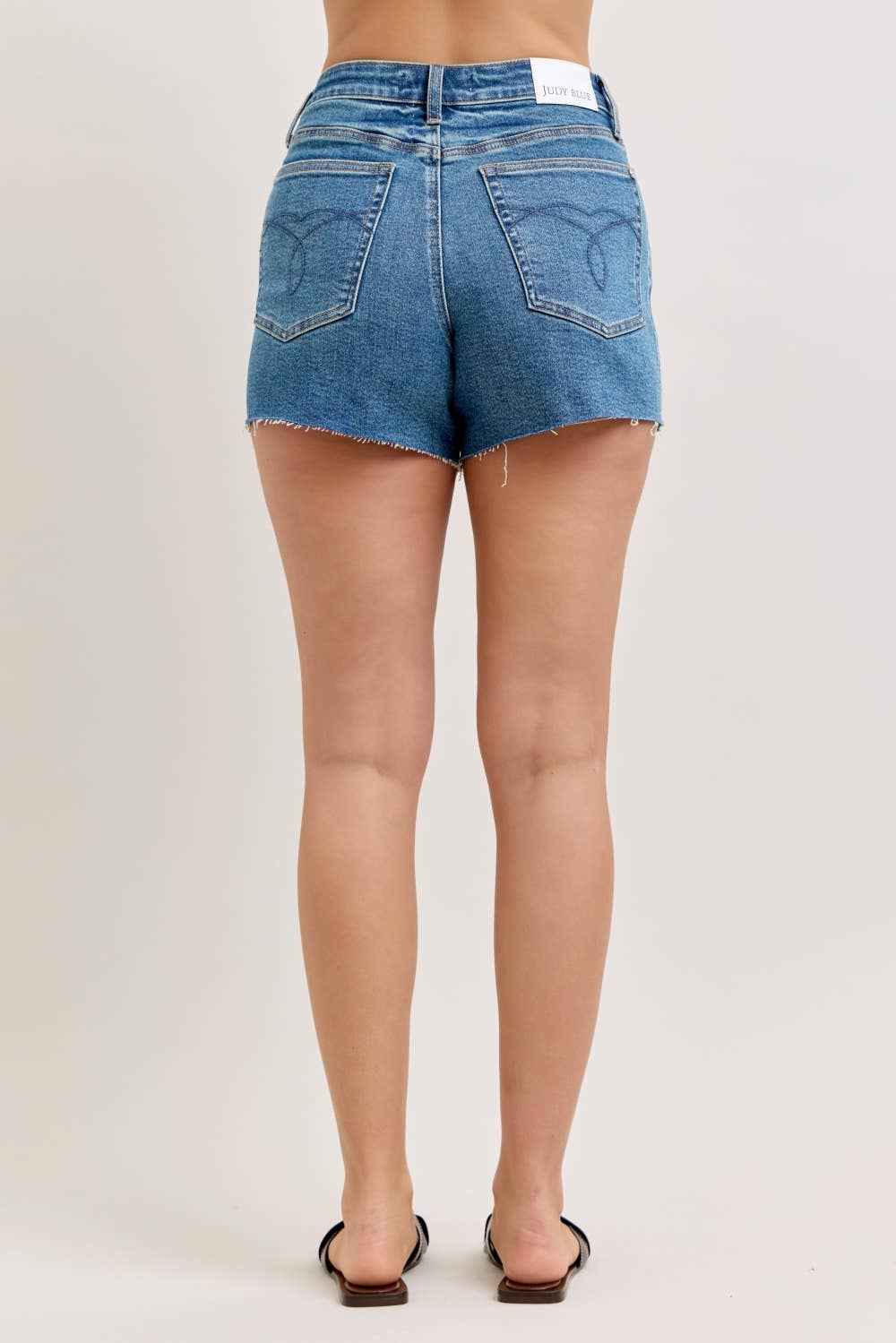 HW Rigid Magic Cut Off Short