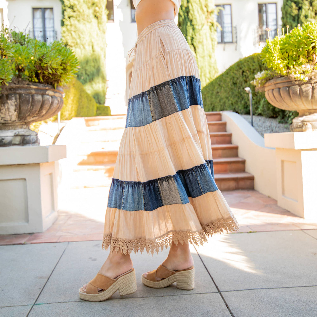 Women Long Tiered Western Skirt, Lined With Two Pockets