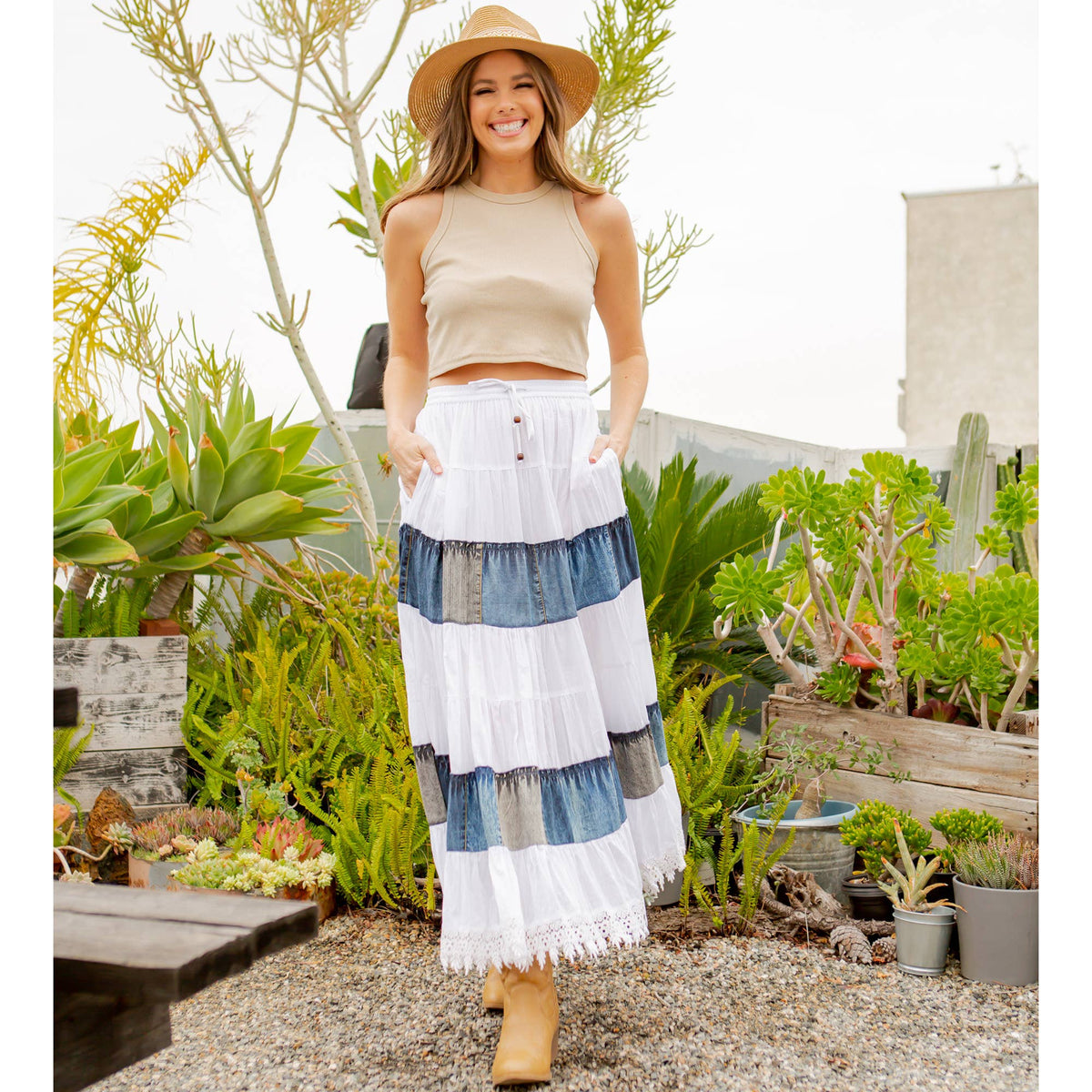 Women Long Tiered Western Skirt, Lined With Two Pockets